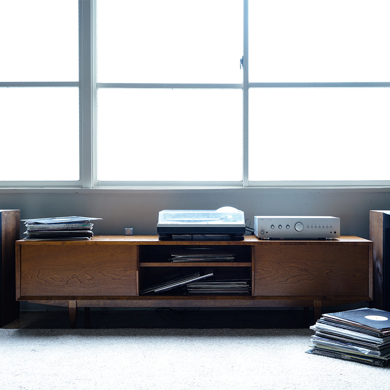 LOW BOARD CABINET - L