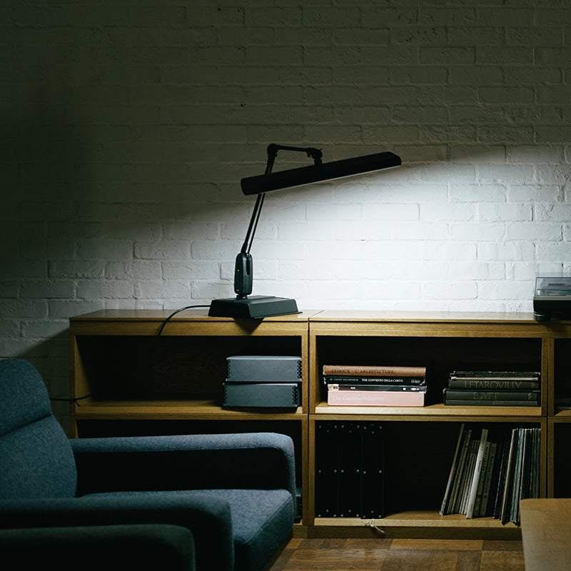 DAZOR 2324 DESK LIGHT