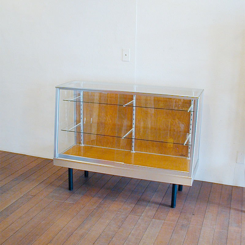 ALUMINIUM GLASS CASE AL-120