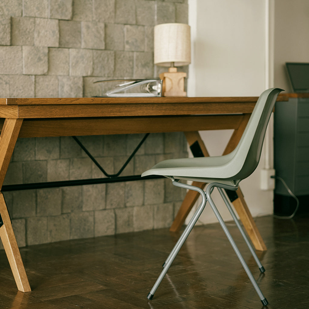 ROBIN DAY POLYSIDE CHAIR / DARK GREY FRAME