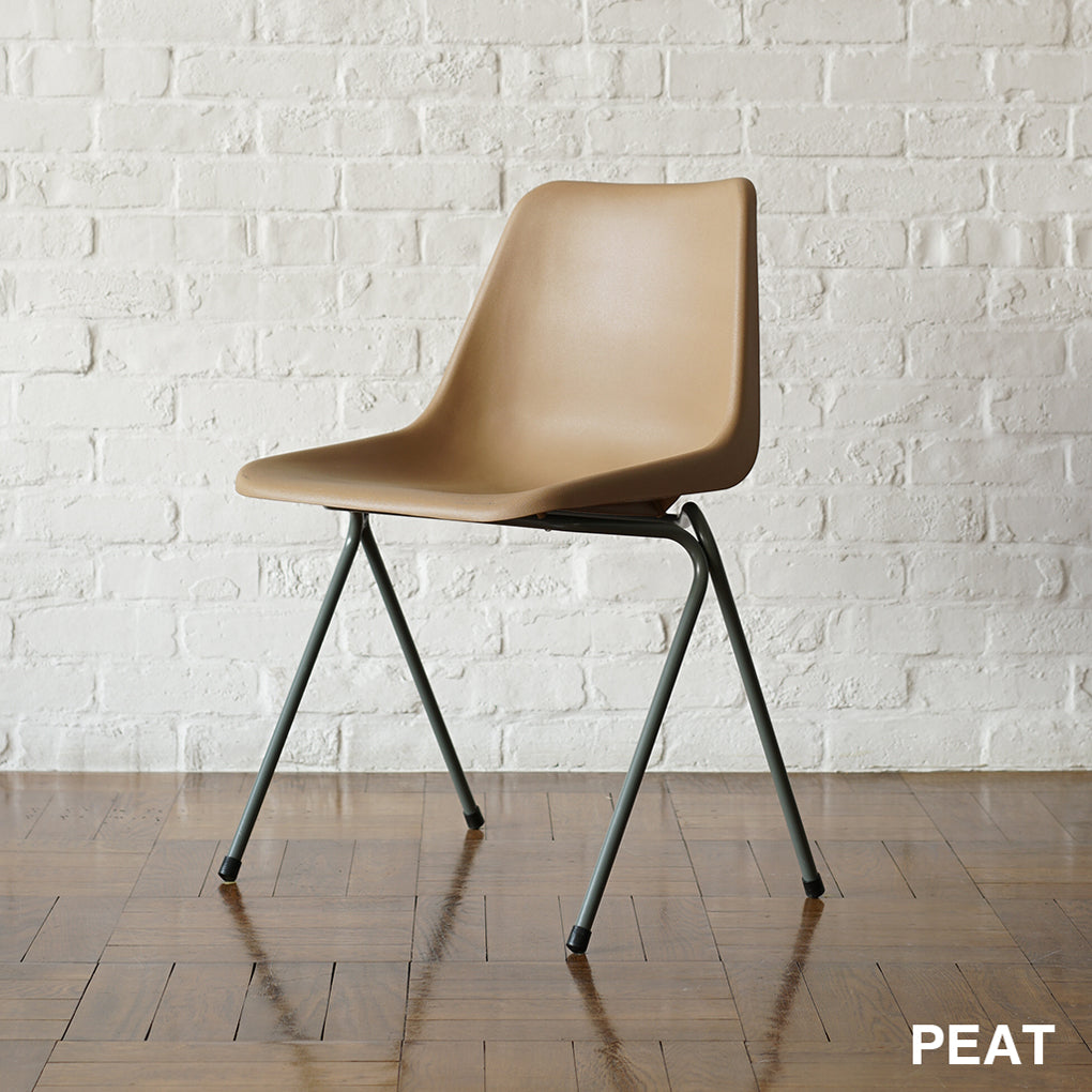ROBIN DAY POLYSIDE CHAIR / DARK GREY FRAME