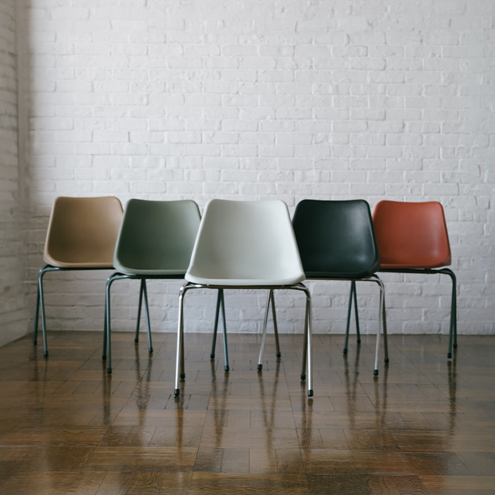 ROBIN DAY POLYSIDE CHAIR / CHROME FRAME