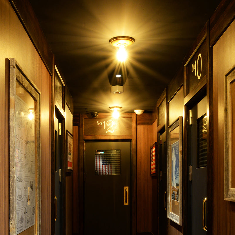 Bracket lamp