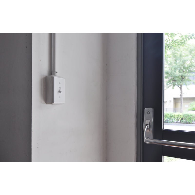 TOGGLE SWITCH PLATE - WHITE
