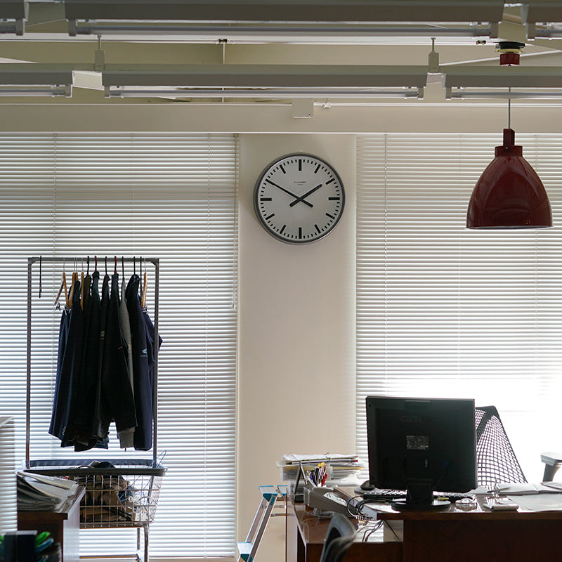 E.A. COMBS WALL CLOCK - (M)Φ470