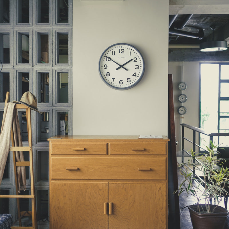 E.A. COMBS WALL CLOCK - (M)Φ470