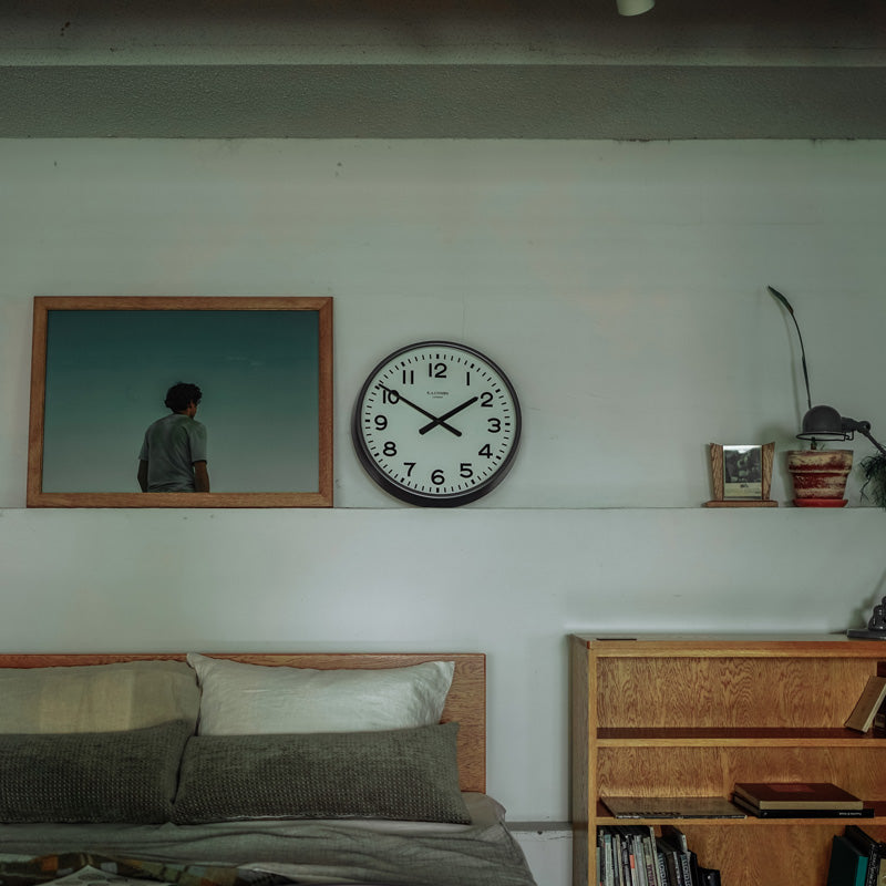 E.A. COMBS WALL CLOCK - (S) Φ315
